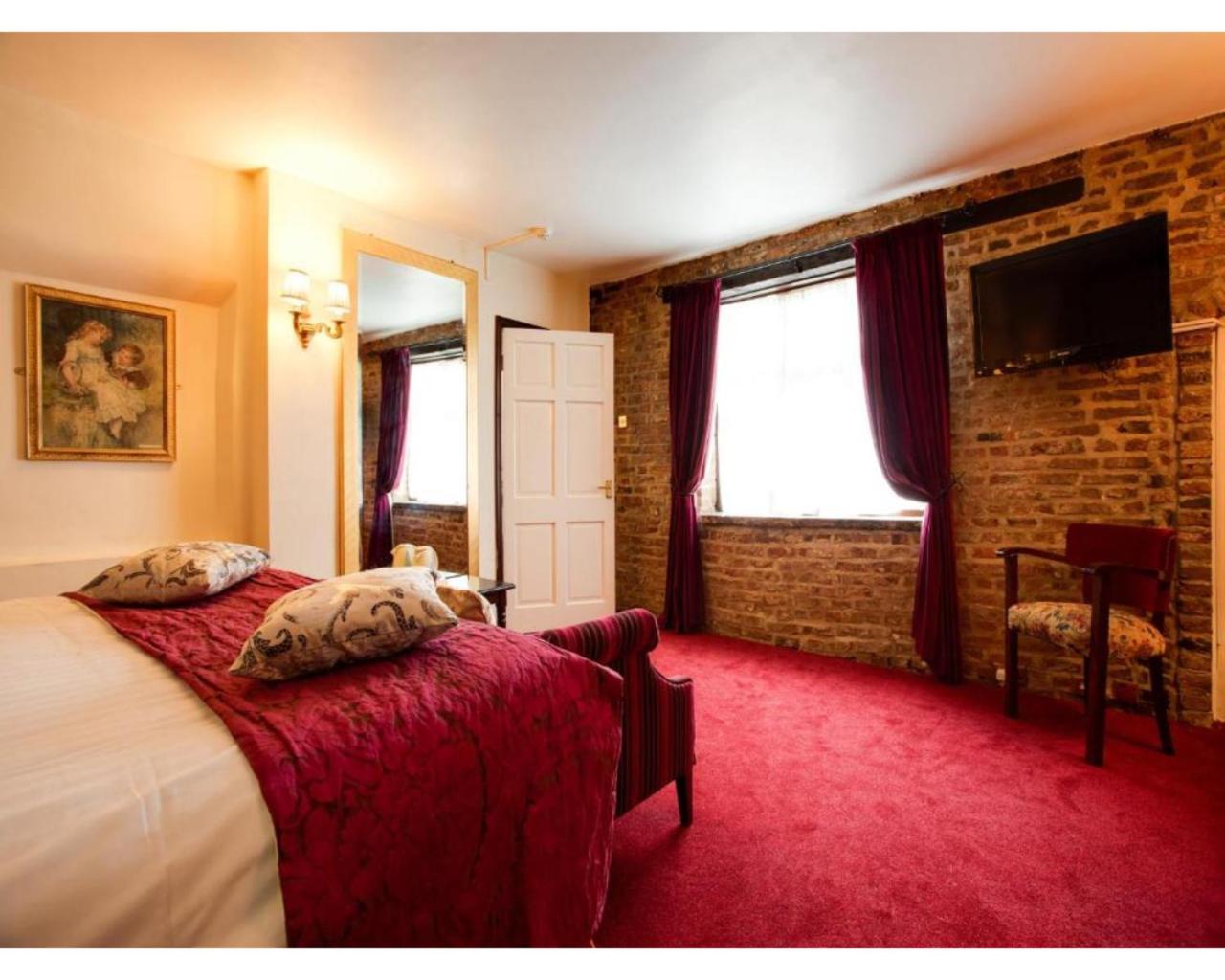 The Rose And Crown Hotel 위스벡 외부 사진