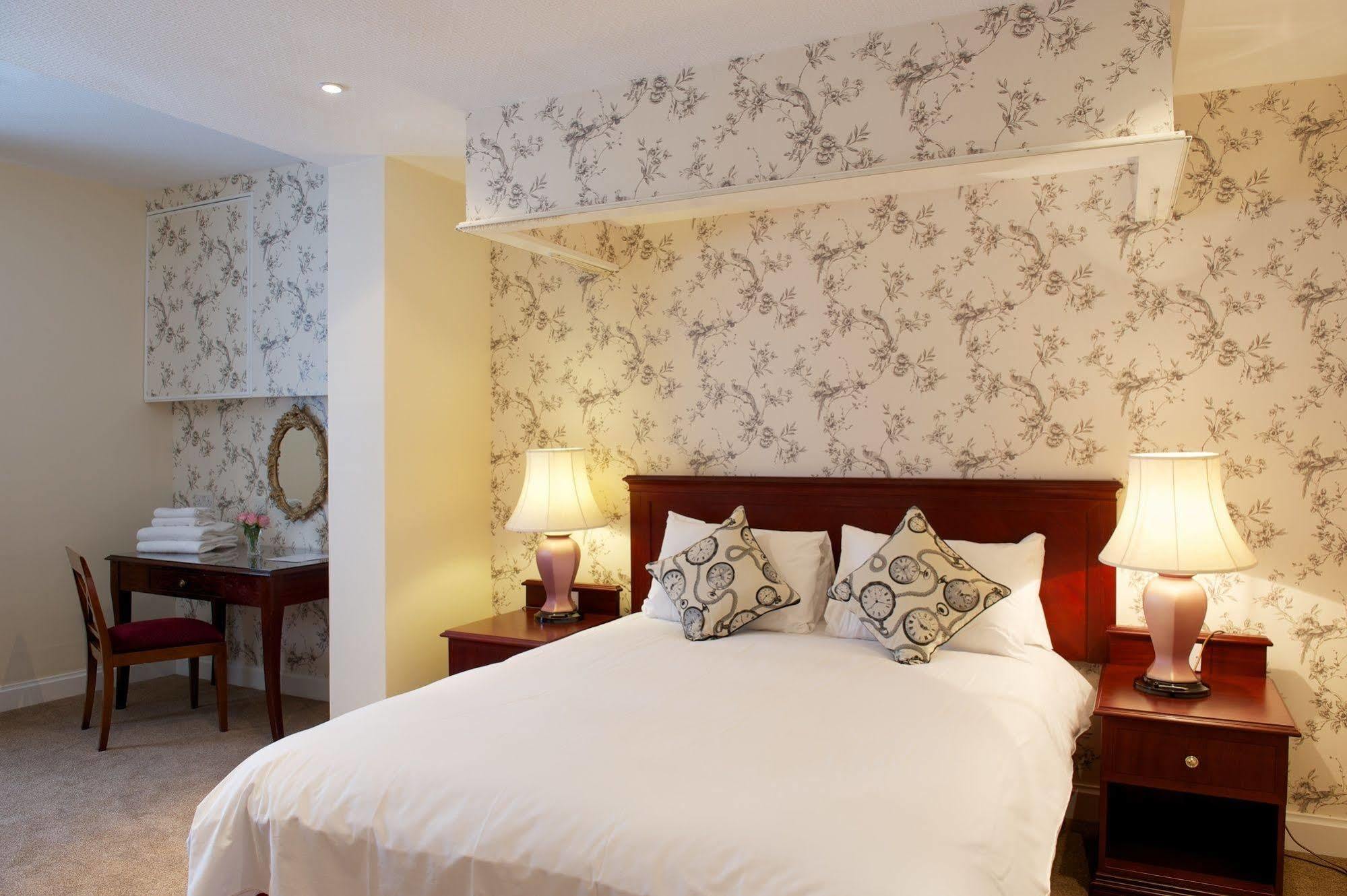 The Rose And Crown Hotel 위스벡 외부 사진